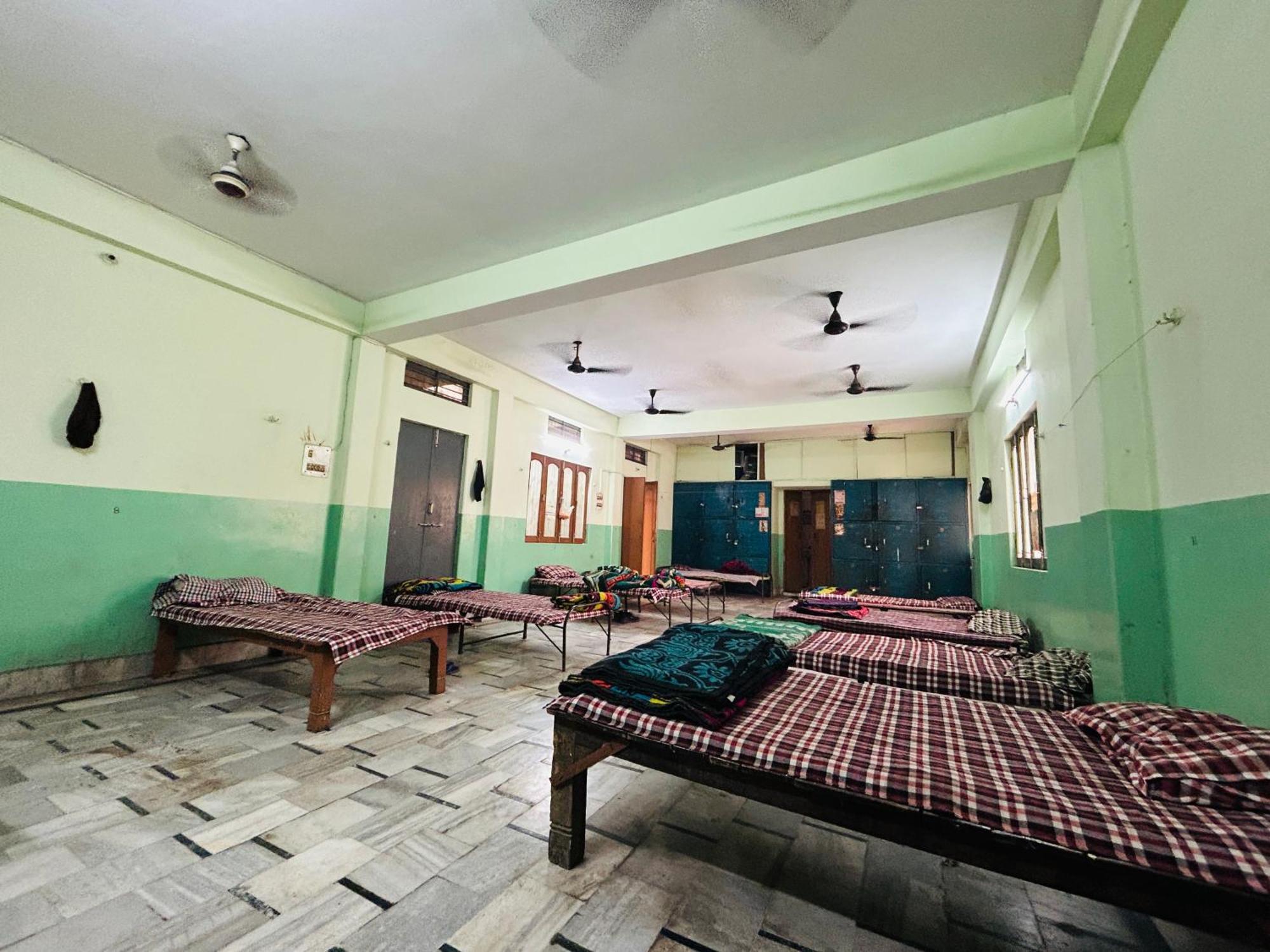 Satsang Lodge Varanasi Exterior foto